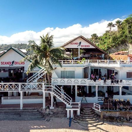 Scandi Divers Puerto Galera Ngoại thất bức ảnh