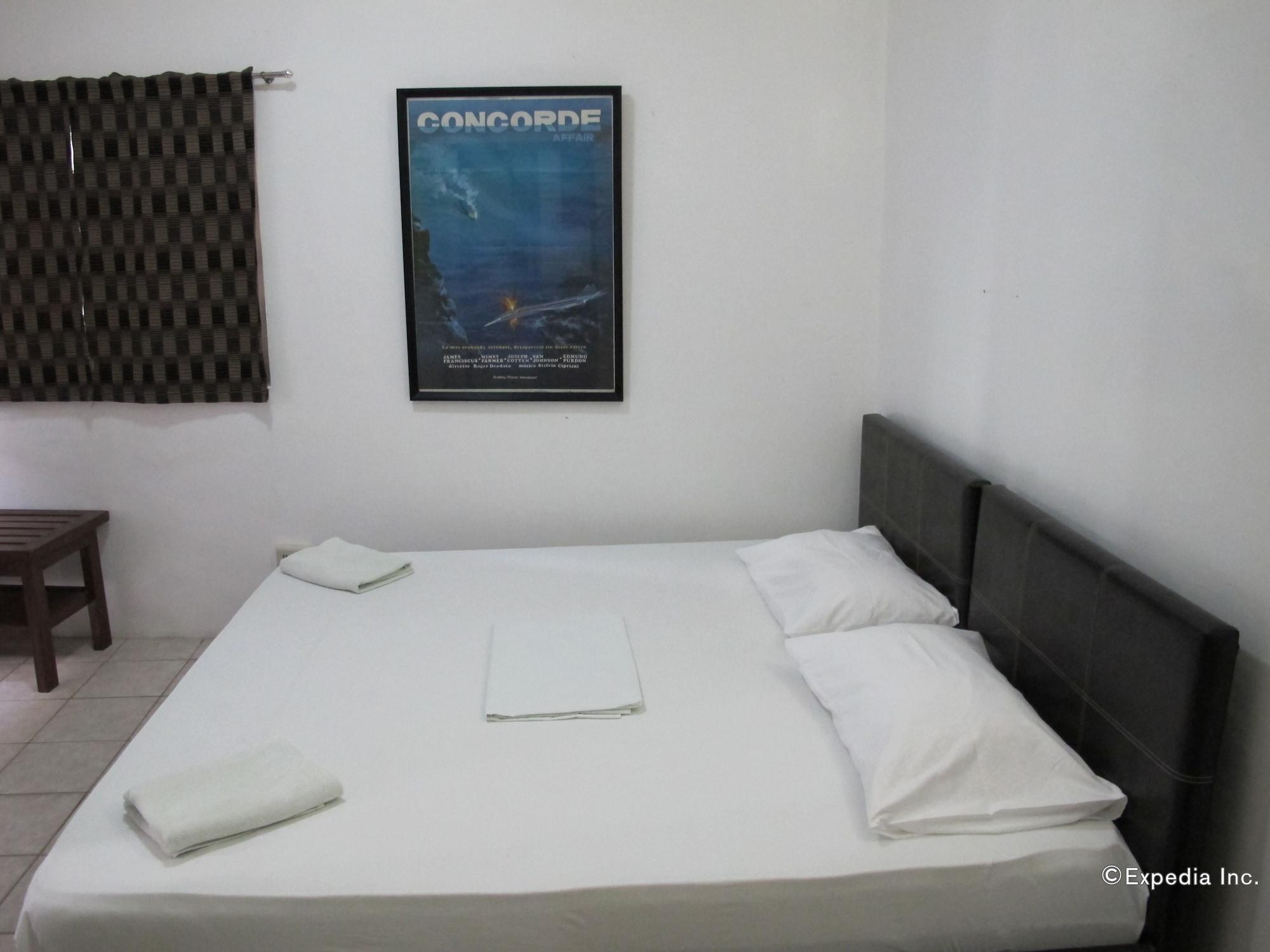 Scandi Divers Puerto Galera Ngoại thất bức ảnh