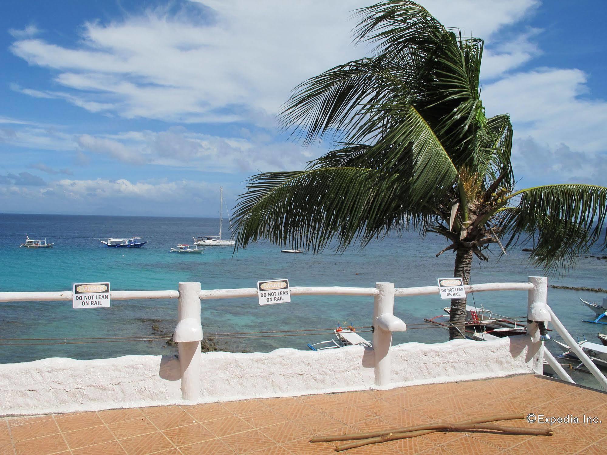 Scandi Divers Puerto Galera Ngoại thất bức ảnh