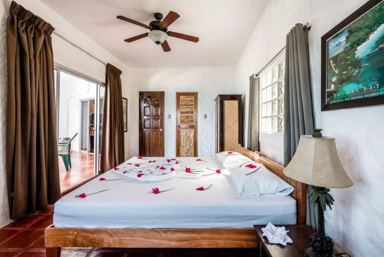 Scandi Divers Puerto Galera Ngoại thất bức ảnh